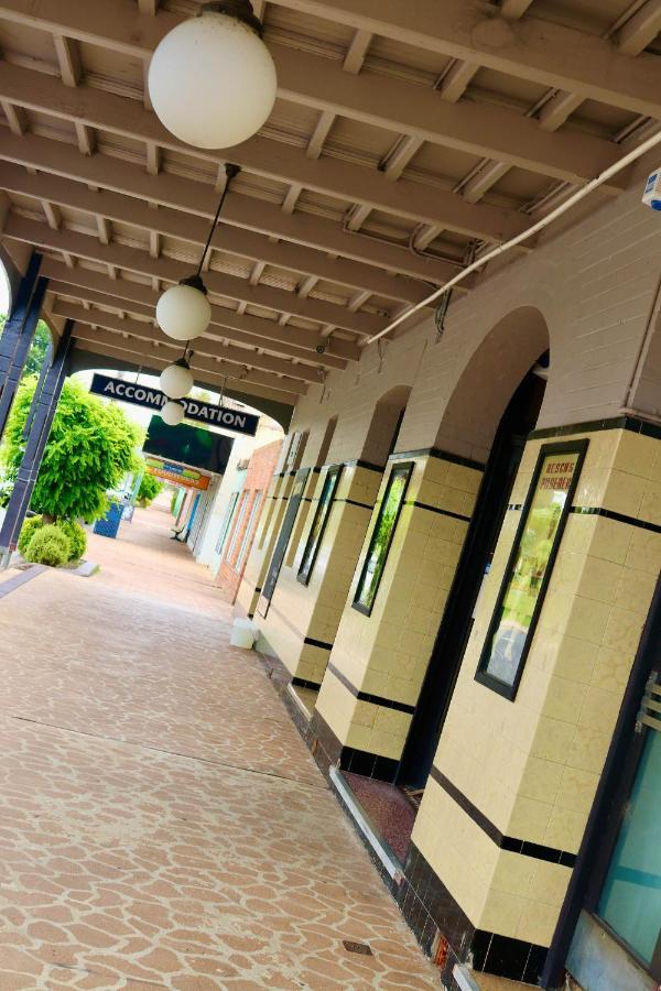 The Commercial Hotel Wallerawang Luaran gambar
